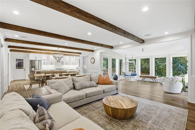 2654 Wood Gate Way SW, Snellville, GA 30078