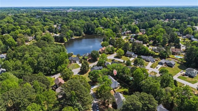 2654 Wood Gate Way SW, Snellville, GA 30078