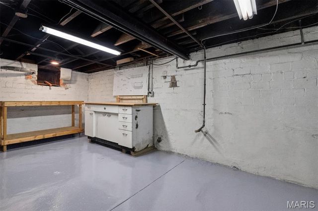 6020 Potomac Street, St Louis, MO 63139