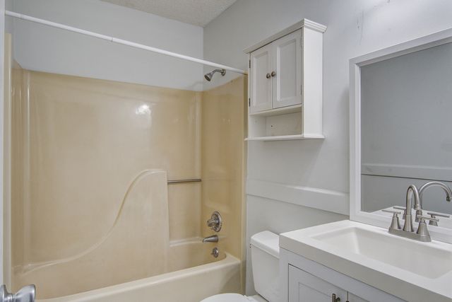 8312 Whitehaven Drive, North Charleston, SC 29420