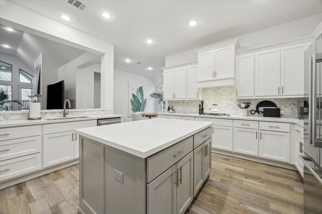 9823 Chapman Trail, Manvel, TX 77578