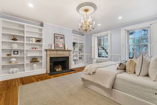 35 Mt Vernon Street 1, Boston, MA 02108