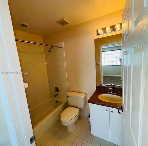 151 Coconut Key Ln, Delray Beach, FL 33484