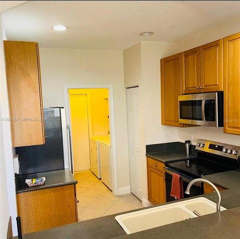 151 Coconut Key Ln, Delray Beach, FL 33484