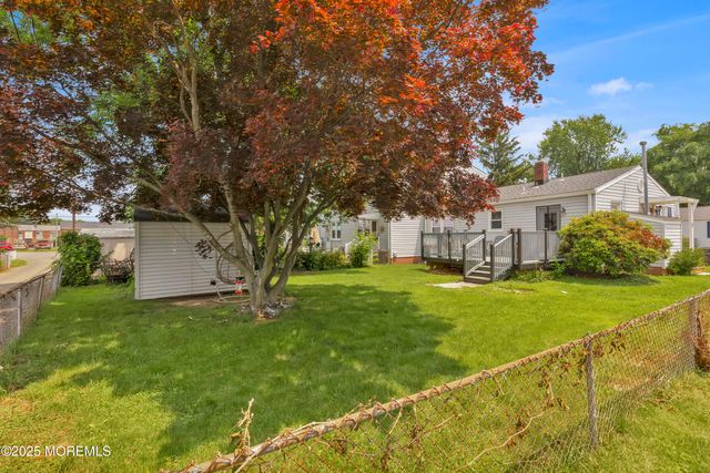34 Belshaw Avenue, Shrewsbury Twp, NJ 07724