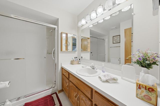 16555 Grants Trail, Orland Park, IL 60467