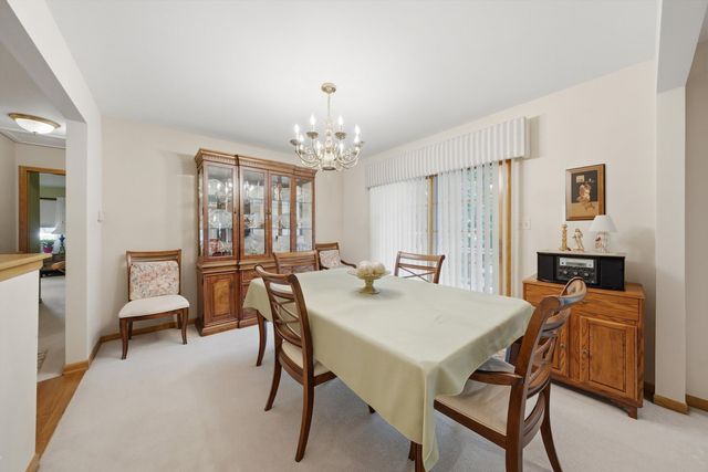 16555 Grants Trail, Orland Park, IL 60467
