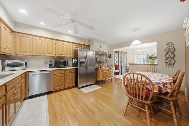 16555 Grants Trail, Orland Park, IL 60467