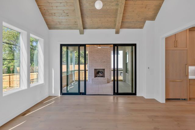 6398 Highway 100, Nashville, TN 37205