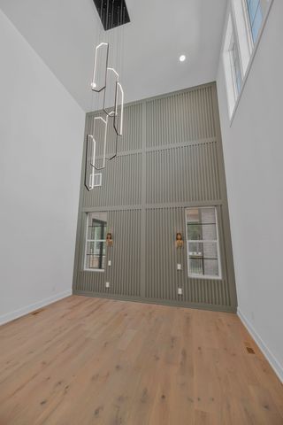 6398 Highway 100, Nashville, TN 37205