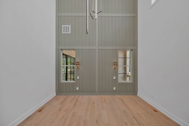 6398 Highway 100, Nashville, TN 37205