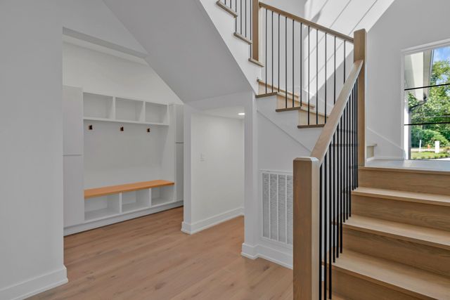 6398 Highway 100, Nashville, TN 37205