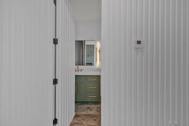 6398 Highway 100, Nashville, TN 37205