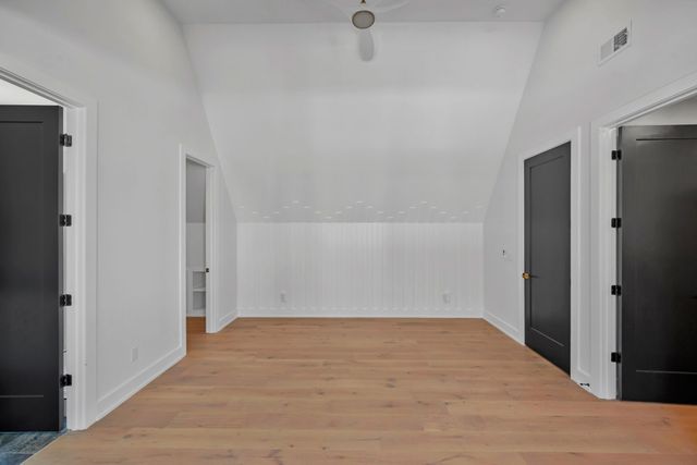 6398 Highway 100, Nashville, TN 37205