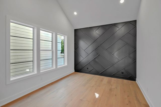 6398 Highway 100, Nashville, TN 37205