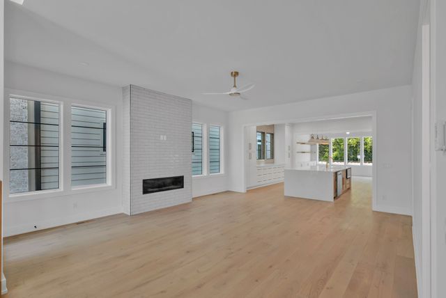 6398 Highway 100, Nashville, TN 37205