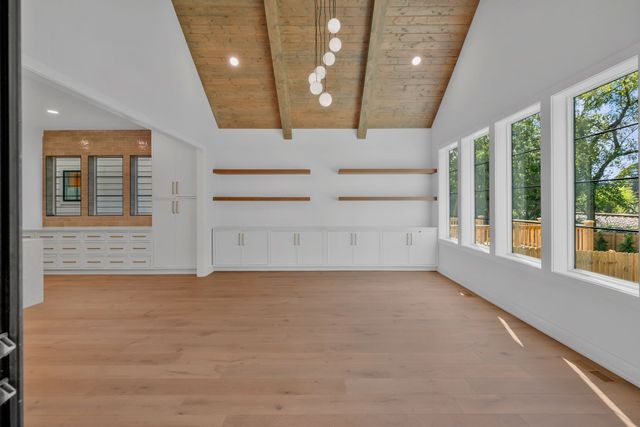 6398 Highway 100, Nashville, TN 37205