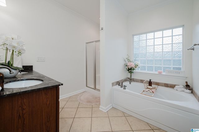 2824 OXMOOR GLEN DRIVE, Birmingham, AL 35211