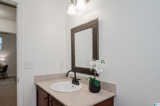 2824 OXMOOR GLEN DRIVE, Birmingham, AL 35211