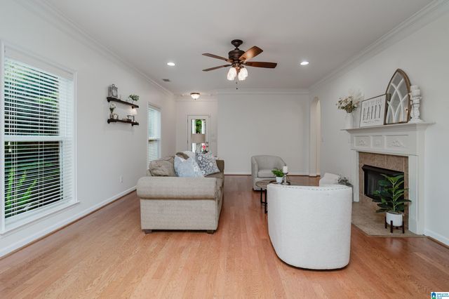 2824 OXMOOR GLEN DRIVE, Birmingham, AL 35211
