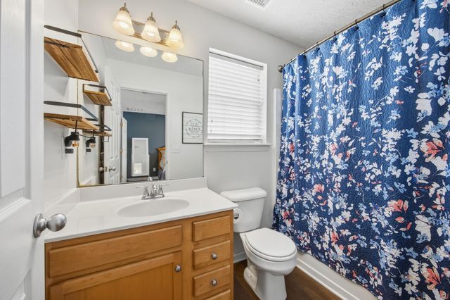 143 Pickett Lane, Georgetown, KY 40324