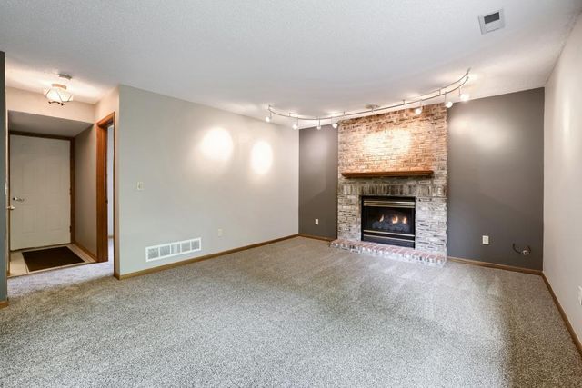 6625 White Birch Court, Lino Lakes, MN 55014