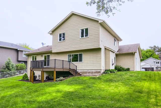 6625 White Birch Court, Lino Lakes, MN 55014