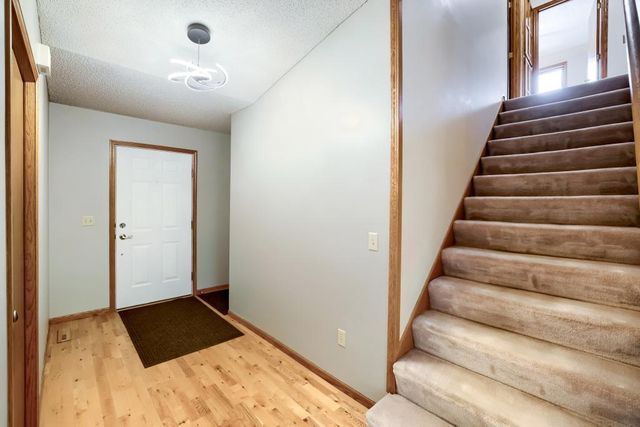6625 White Birch Court, Lino Lakes, MN 55014