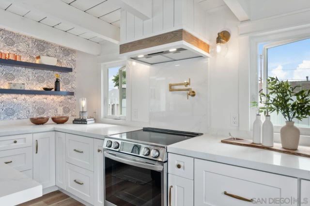 812 Alveda Ave, El Cajon, CA 92019