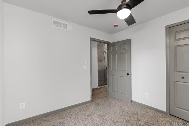25453 Pine View Avenue, Warren, MI 48091