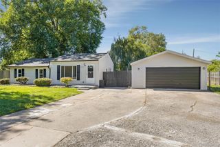 25453 Pine View Avenue, Warren, MI 48091