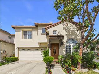 15 Redwood Court, Stanton, CA 90680