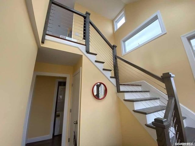 7 Pond Point Road, Westhampton Beach, NY 11978