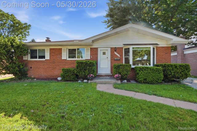 26268 Patricia Avenue, Warren, MI 48091