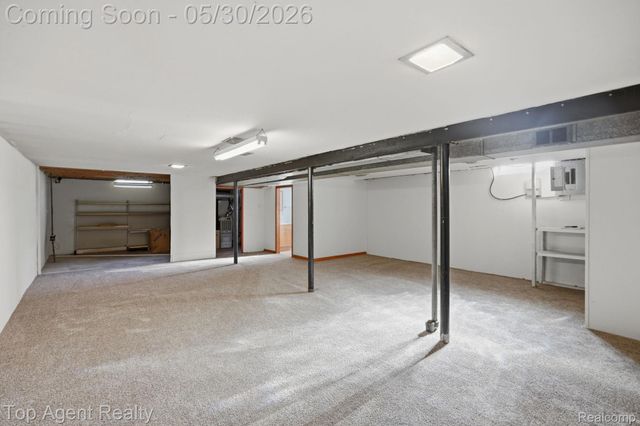 26268 Patricia Avenue, Warren, MI 48091
