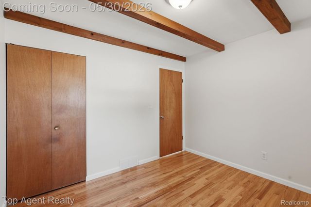 26268 Patricia Avenue, Warren, MI 48091