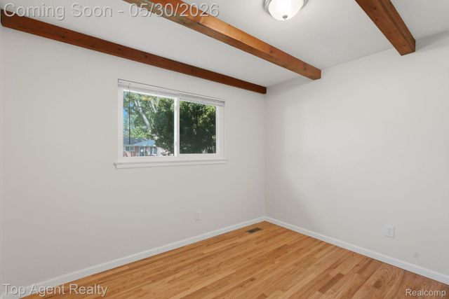 26268 Patricia Avenue, Warren, MI 48091