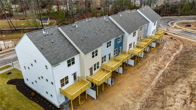 7855 Alexandria Dr, Moseley, VA 23832