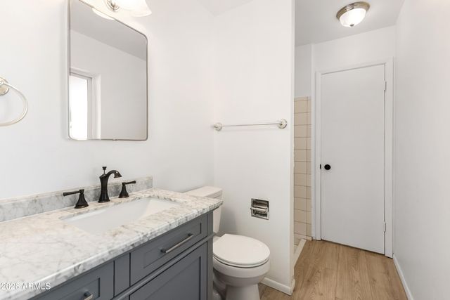 8636 E WINDSOR Avenue, Scottsdale, AZ 85257