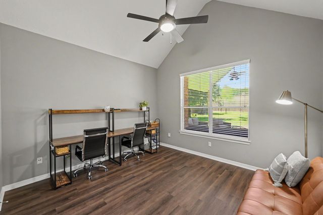 7110 Nickaburr Creek Drive, Magnolia, TX 77354