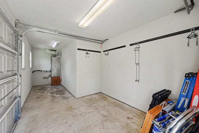 7110 Nickaburr Creek Drive, Magnolia, TX 77354