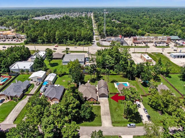 7110 Nickaburr Creek Drive, Magnolia, TX 77354