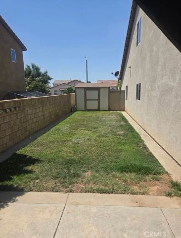 6853 Sunsight, Jurupa Valley, CA 92509