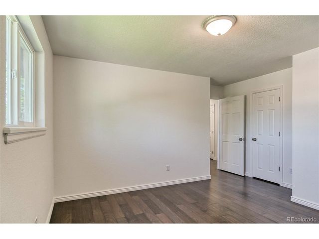 8246 S Dover St, Littleton, CO 80128