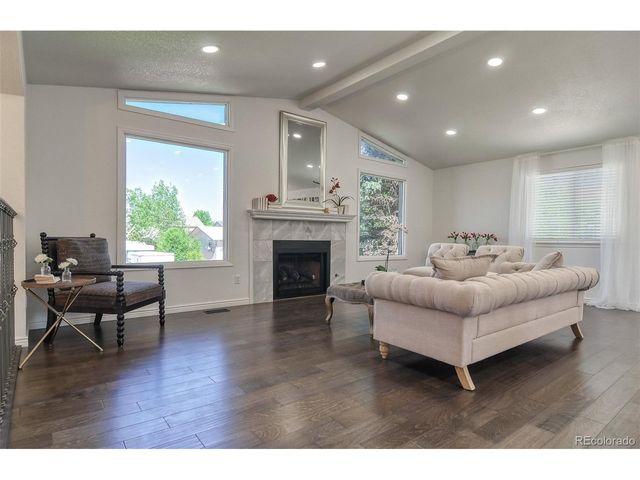 8246 S Dover St, Littleton, CO 80128