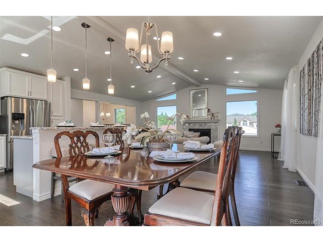 8246 S Dover St, Littleton, CO 80128