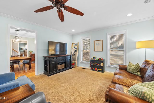 110 Pointe Place, Hillsborough, NC 27278