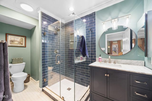 110 Pointe Place, Hillsborough, NC 27278