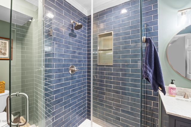 110 Pointe Place, Hillsborough, NC 27278