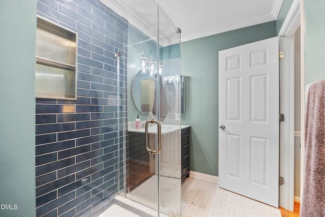 110 Pointe Place, Hillsborough, NC 27278